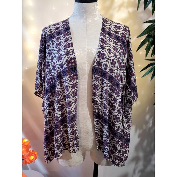 Brandy Melville Alexis Floral Open Kimono Boho Cropped Flowy Hippie Women's OS - Picture 1 of 8
